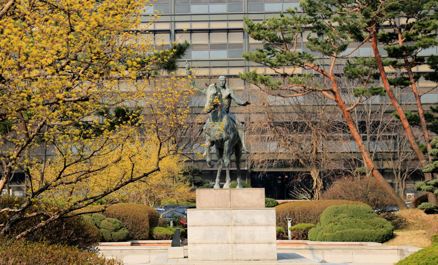 정년 퇴임 김영곤 경영학과 교수, 경영대학 발전기금 쾌척